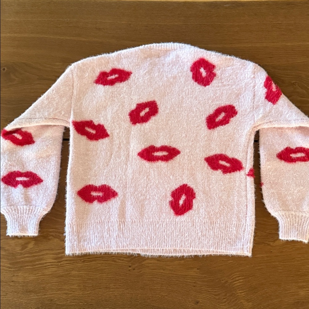 EVERYTHING $10: Dee Elly Cozy Pink and Red Kisses Sweater - Picture 6 of 6